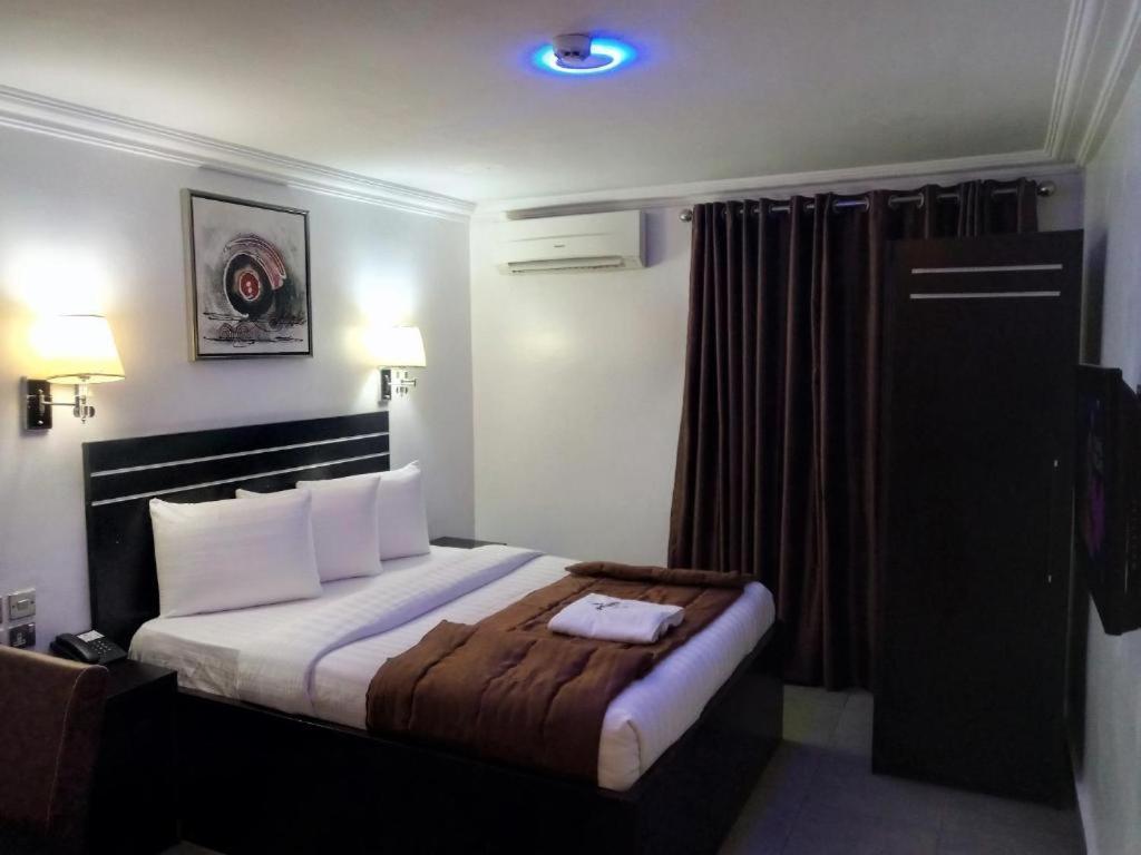 Presken Hotel K-One Place Lagos Luaran gambar