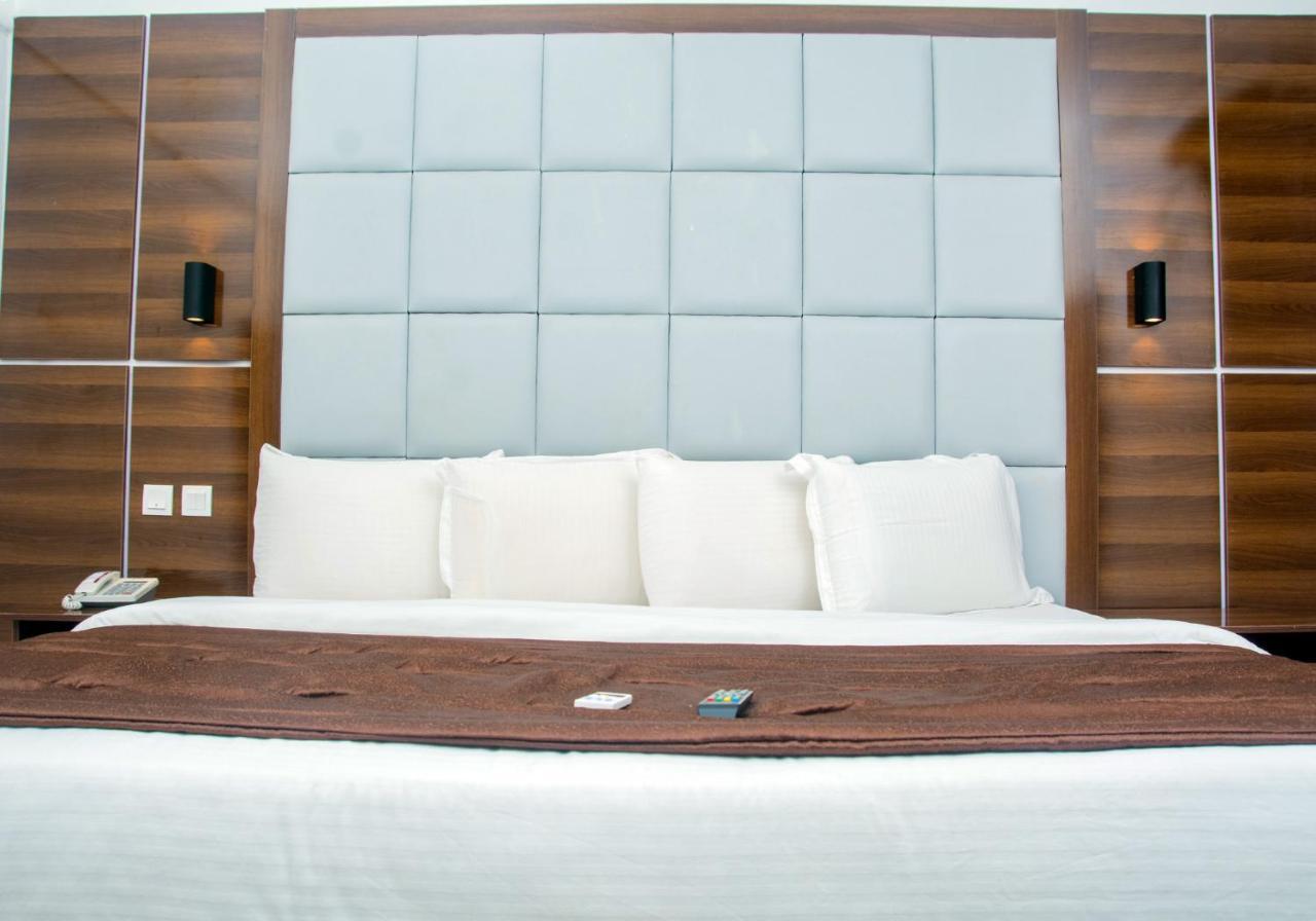 Presken Hotel K-One Place Lagos Luaran gambar