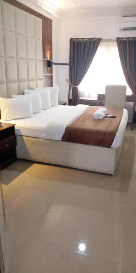 Presken Hotel K-One Place Lagos Luaran gambar