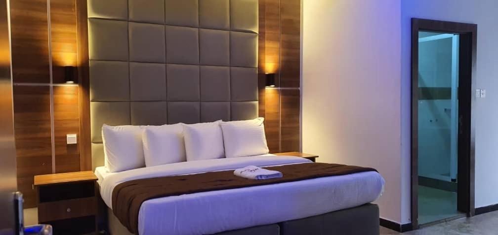 Presken Hotel K-One Place Lagos Luaran gambar