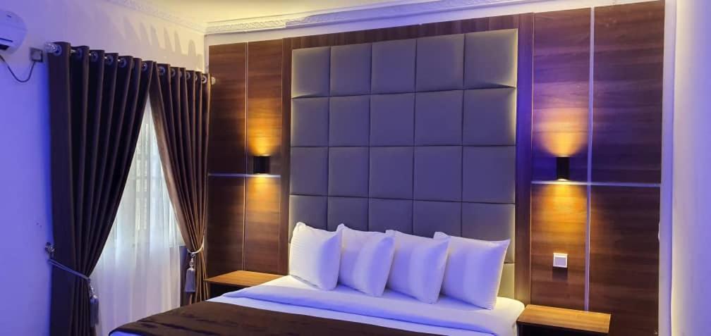 Presken Hotel K-One Place Lagos Luaran gambar