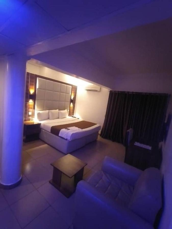 Presken Hotel K-One Place Lagos Luaran gambar