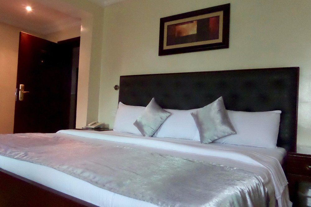 Presken Hotel K-One Place Lagos Luaran gambar