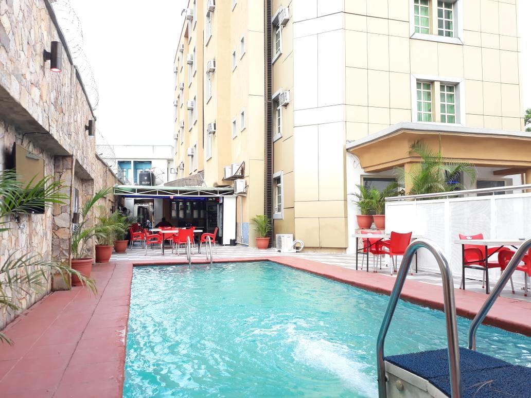 Presken Hotel K-One Place Lagos Luaran gambar
